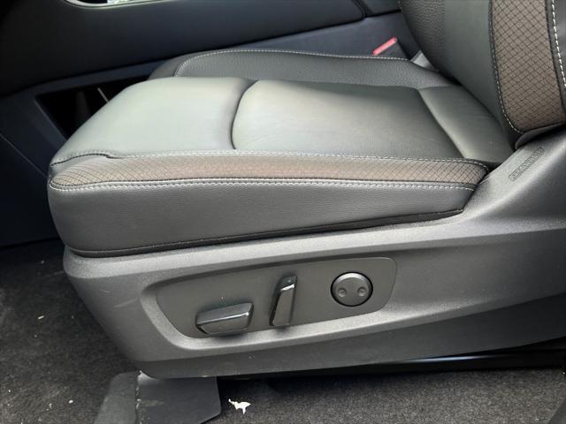 new 2025 Nissan Pathfinder car, priced at $39,546