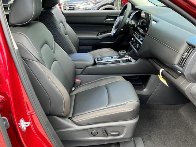 new 2025 Nissan Pathfinder car, priced at $39,546