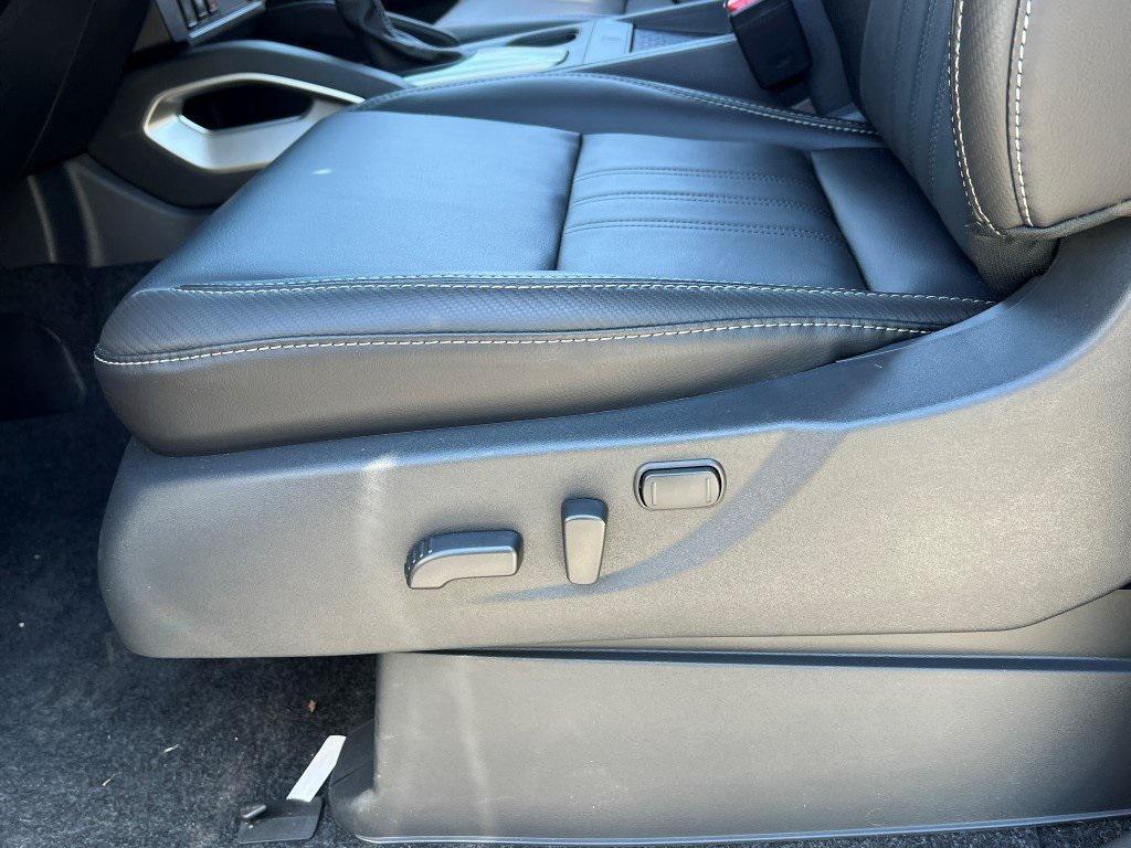 new 2025 Nissan Frontier car, priced at $45,122