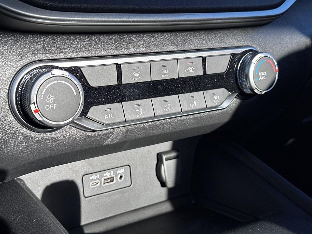 new 2025 Nissan Altima car, priced at $24,985