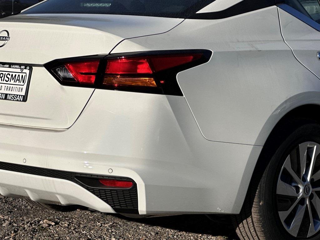 new 2025 Nissan Altima car, priced at $24,985