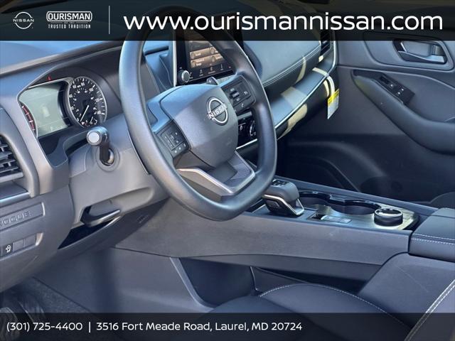 new 2025 Nissan Rogue car, priced at $30,976