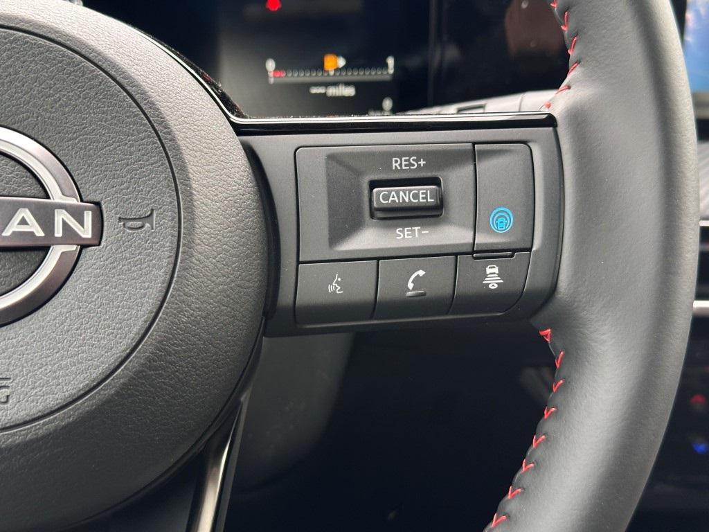 new 2025 Nissan Kicks car, priced at $26,985