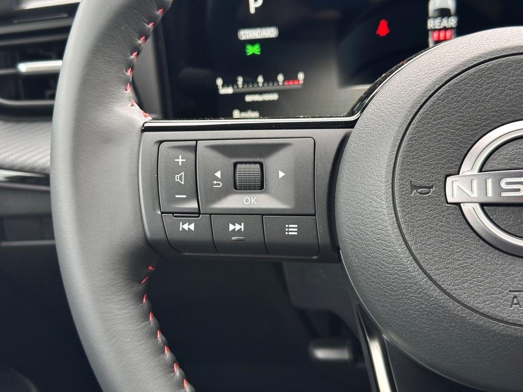 new 2025 Nissan Kicks car, priced at $26,985
