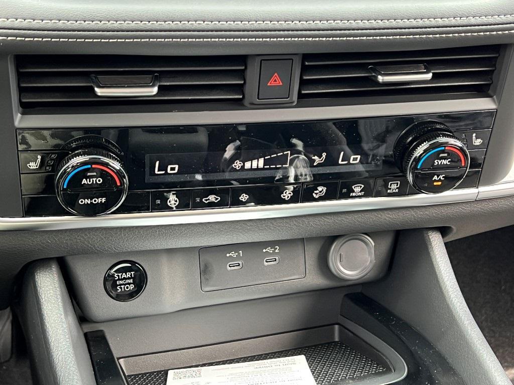 new 2025 Nissan Rogue car, priced at $29,985
