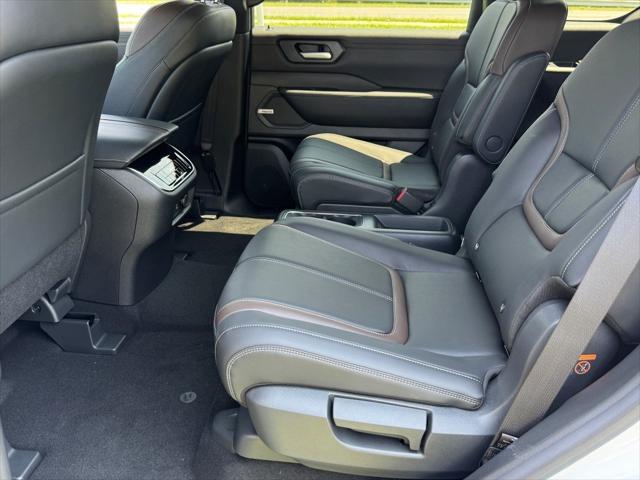 new 2025 Nissan Armada car, priced at $63,867
