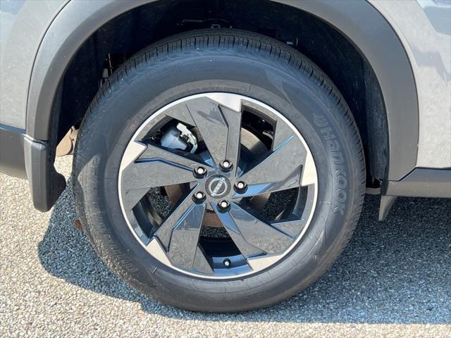 new 2025 Nissan Rogue car, priced at $30,358