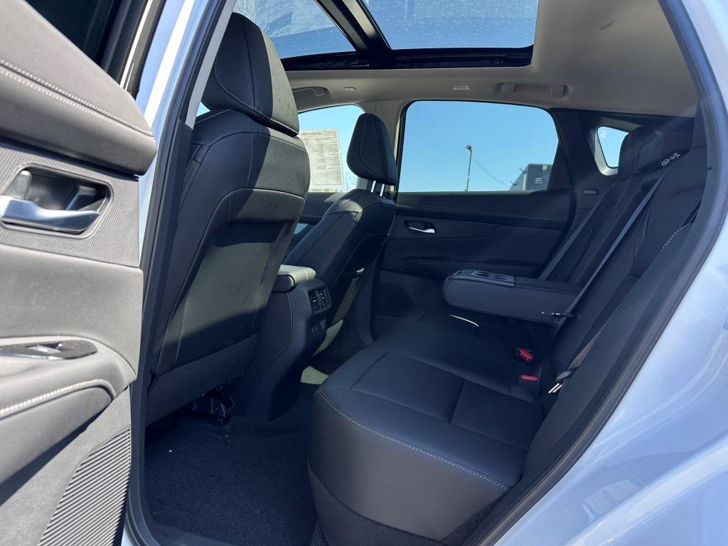 new 2025 Nissan Murano car, priced at $37,985