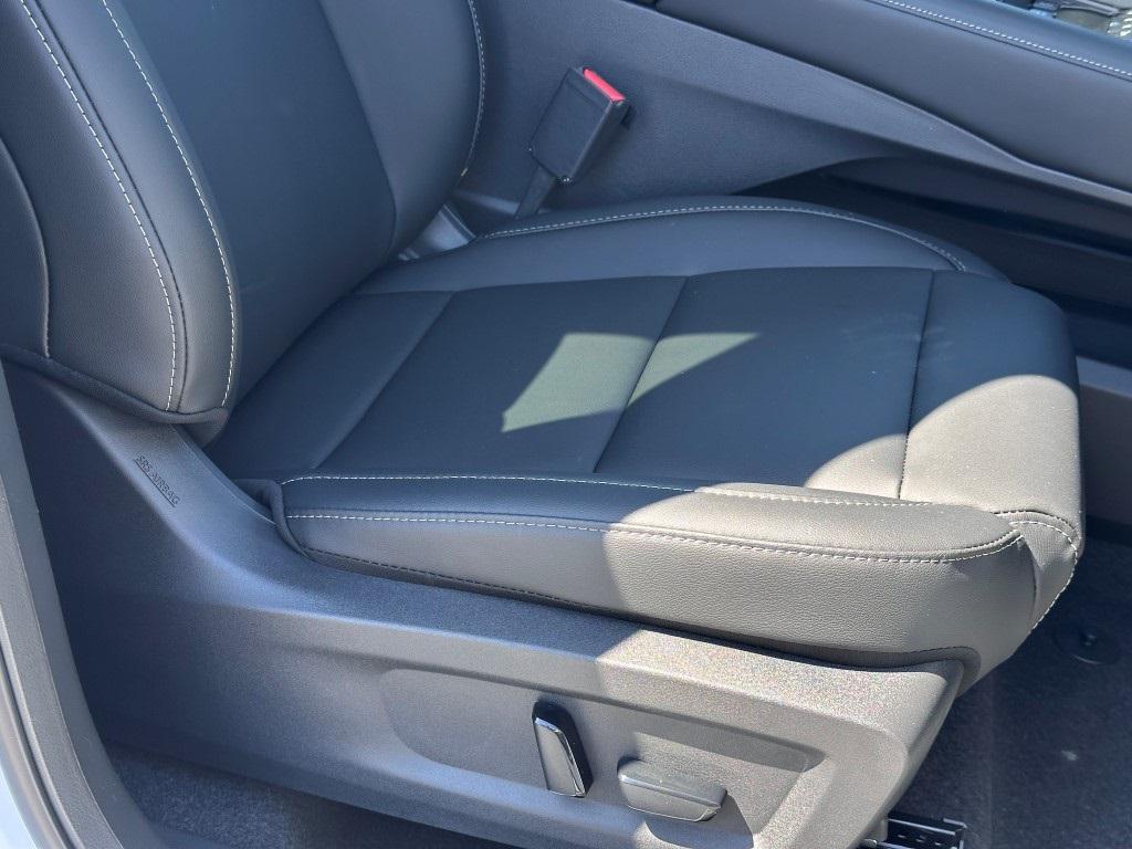 new 2025 Nissan Murano car, priced at $37,985