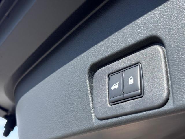 new 2025 Nissan Rogue car, priced at $33,251