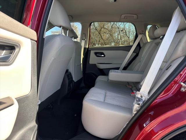 new 2025 Nissan Rogue car, priced at $33,251