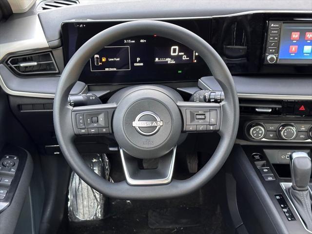 new 2025 Nissan Kicks car, priced at $24,247