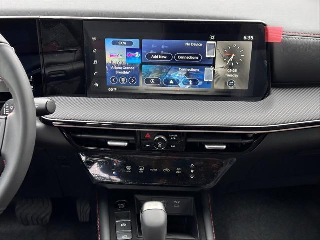 new 2025 Nissan Kicks car, priced at $29,105