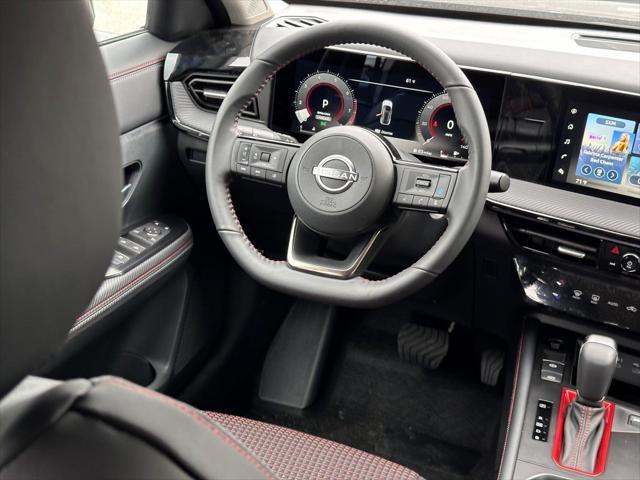 new 2025 Nissan Kicks car, priced at $29,555