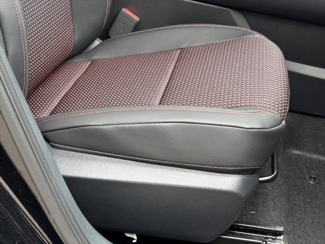new 2025 Nissan Kicks car, priced at $29,555