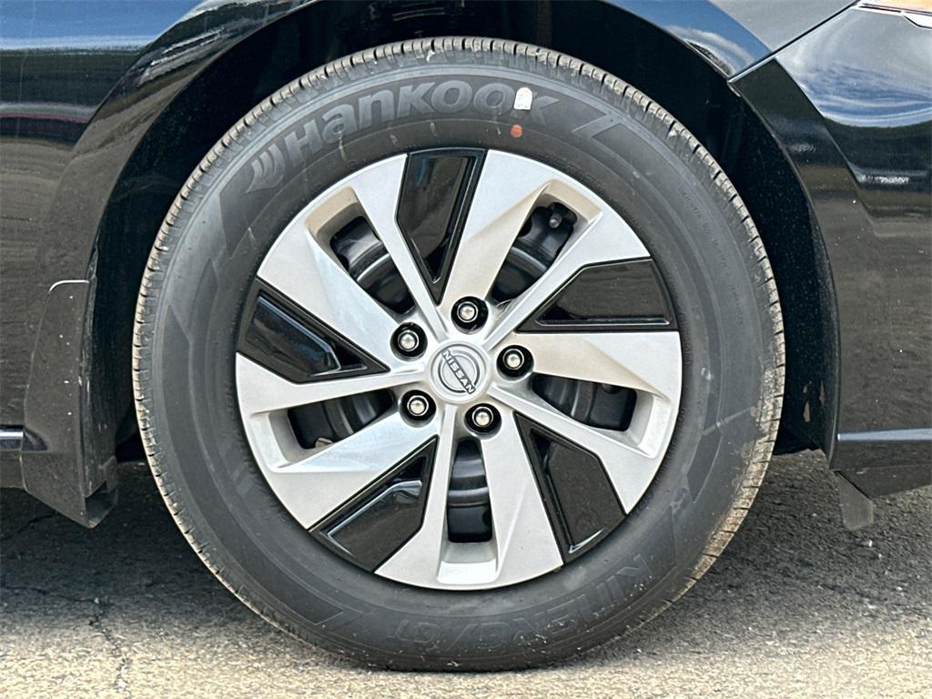 new 2025 Nissan Altima car, priced at $24,985