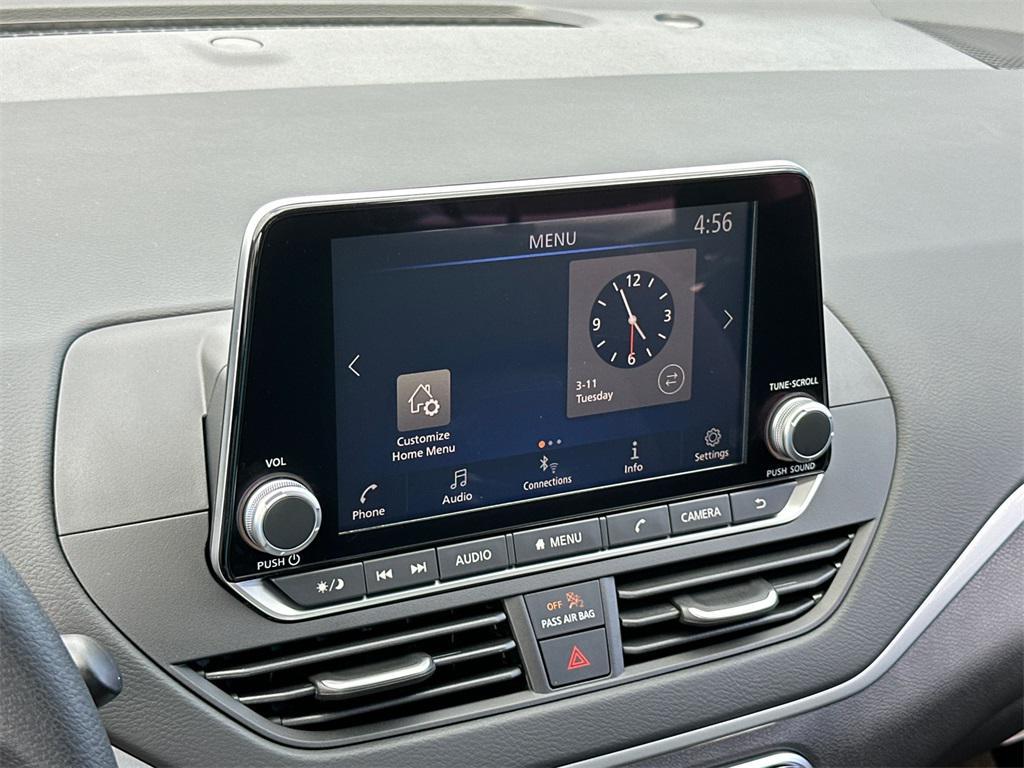 new 2025 Nissan Altima car, priced at $24,985