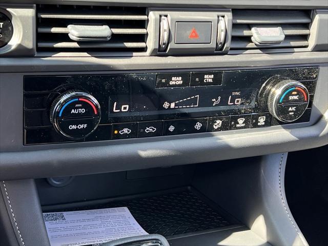 new 2025 Nissan Pathfinder car, priced at $36,979