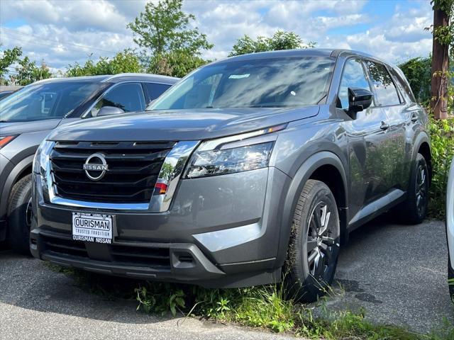 new 2025 Nissan Pathfinder car, priced at $36,979