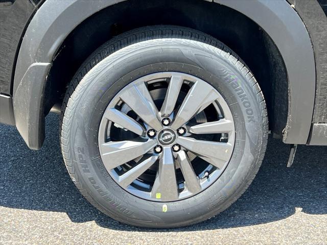 new 2025 Nissan Pathfinder car, priced at $36,979