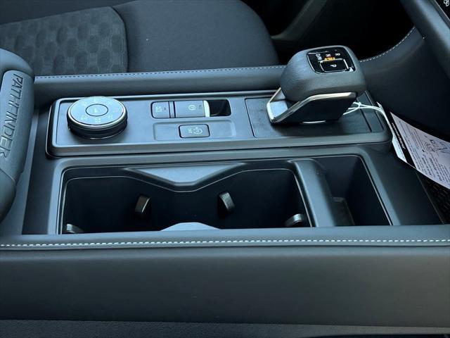 new 2025 Nissan Pathfinder car, priced at $36,979