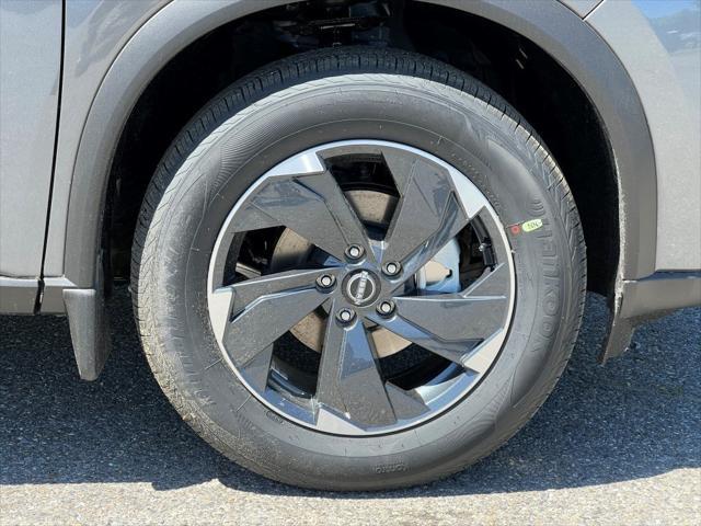 new 2025 Nissan Rogue car, priced at $31,553