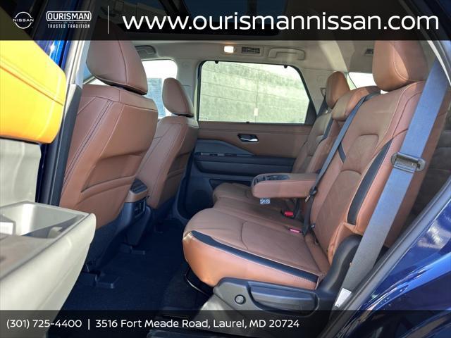 new 2025 Nissan Pathfinder car, priced at $53,500