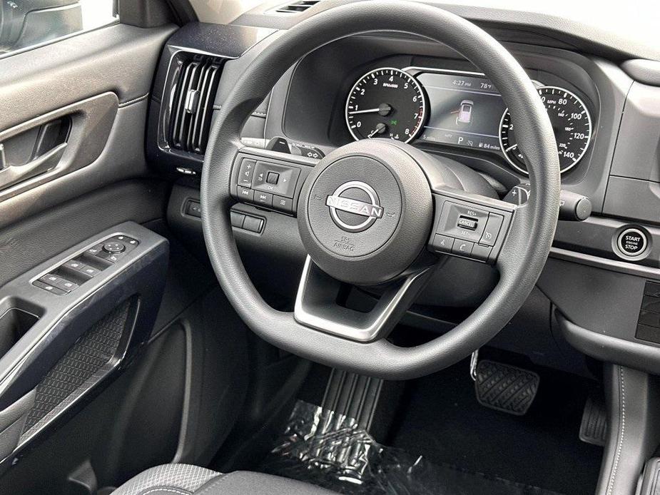 new 2024 Nissan Pathfinder car, priced at $34,947