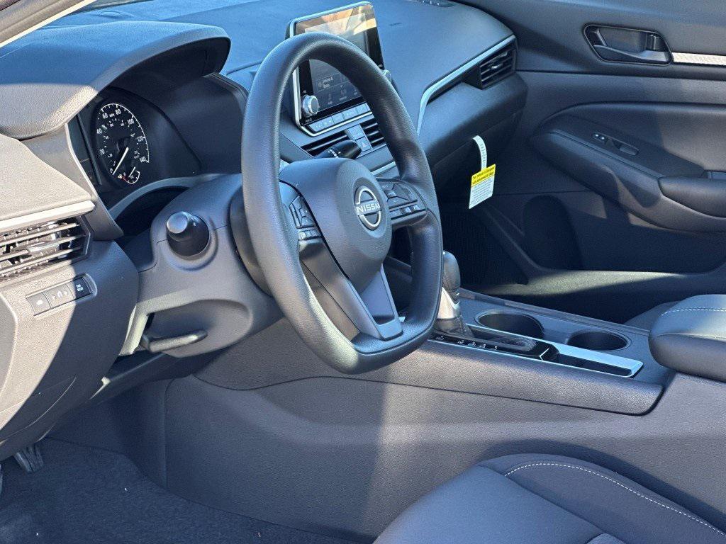 new 2025 Nissan Altima car, priced at $25,101
