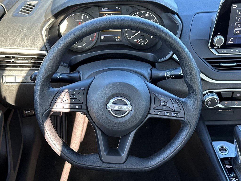 new 2025 Nissan Altima car, priced at $25,101