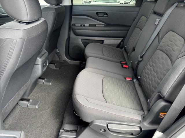 new 2025 Nissan Pathfinder car, priced at $38,735