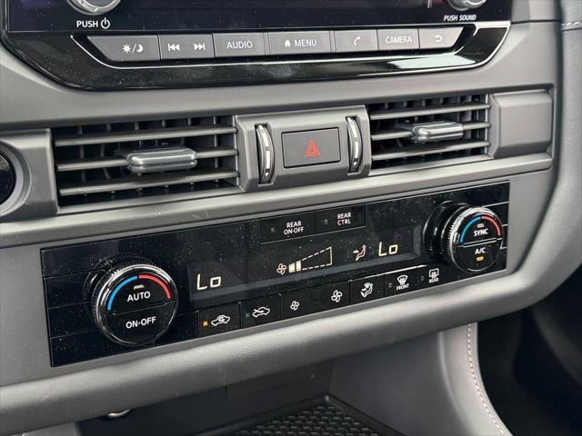 new 2025 Nissan Pathfinder car, priced at $38,735