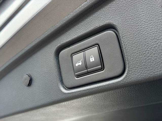 new 2025 Nissan Pathfinder car, priced at $44,519