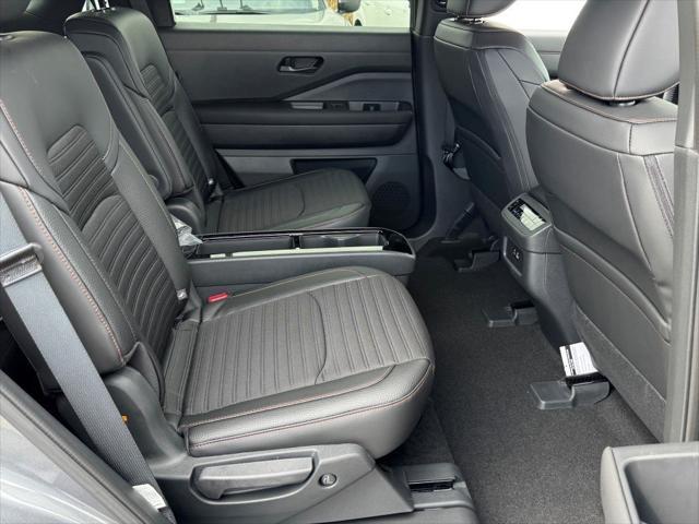 new 2025 Nissan Pathfinder car, priced at $44,519