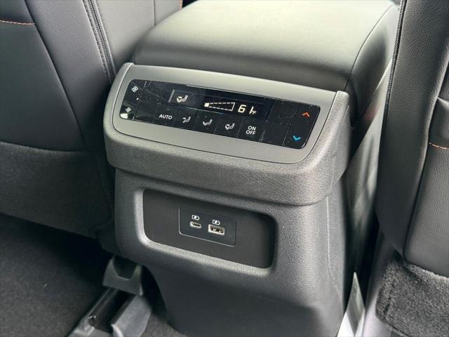 new 2025 Nissan Pathfinder car, priced at $44,519