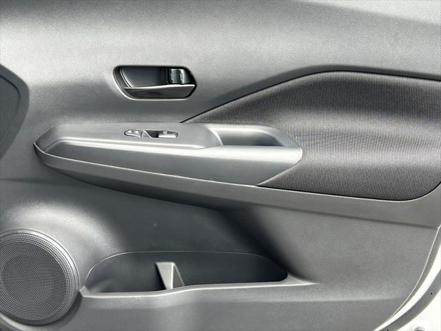 new 2025 Nissan Kicks car, priced at $21,837
