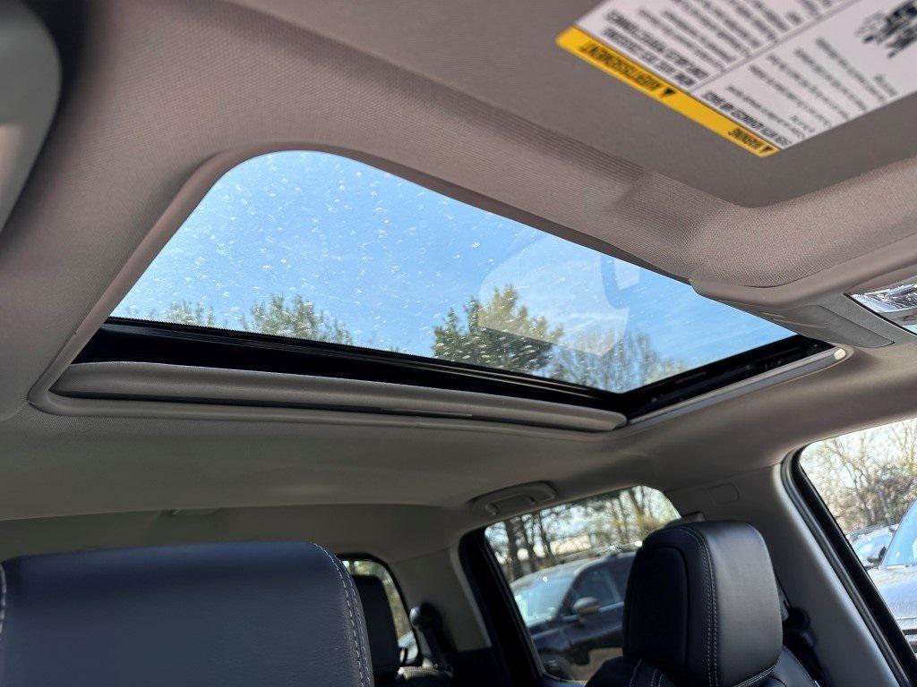 new 2025 Nissan Frontier car, priced at $45,122