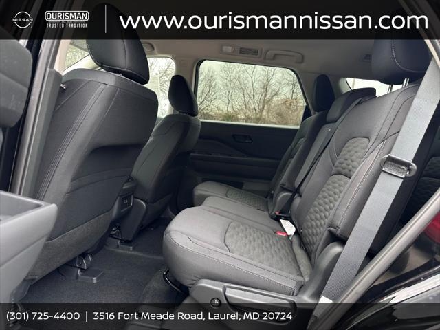 new 2025 Nissan Pathfinder car, priced at $42,910