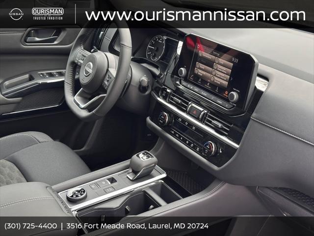 new 2025 Nissan Pathfinder car, priced at $42,910