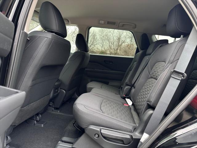 new 2025 Nissan Pathfinder car, priced at $41,890