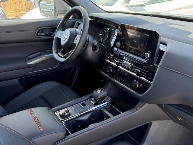 new 2025 Nissan Pathfinder car, priced at $44,515