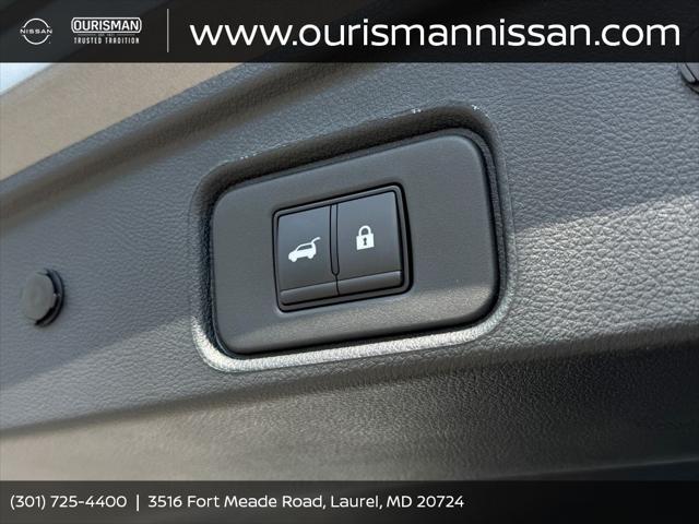 new 2025 Nissan Pathfinder car, priced at $45,675