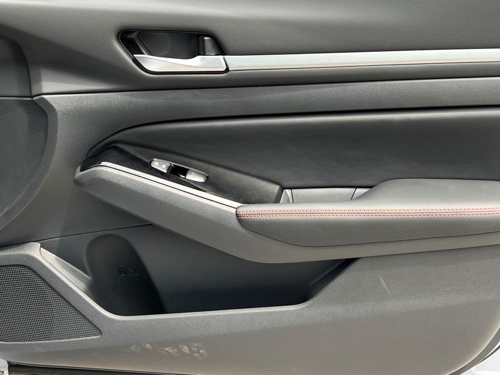 new 2025 Nissan Altima car, priced at $31,615