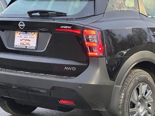 new 2025 Nissan Kicks car, priced at $23,747