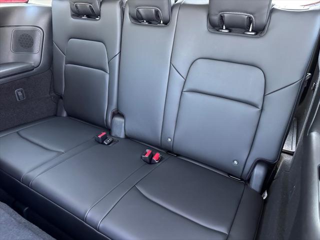 new 2025 Nissan Pathfinder car, priced at $51,387