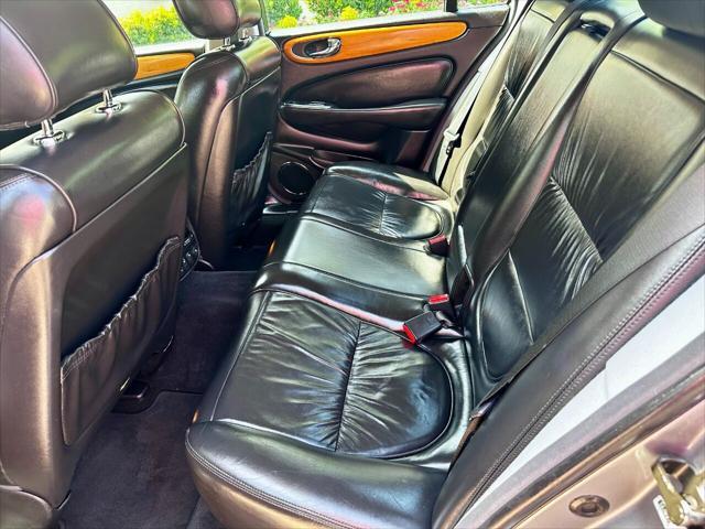 used 2007 Jaguar XJ car, priced at $11,995