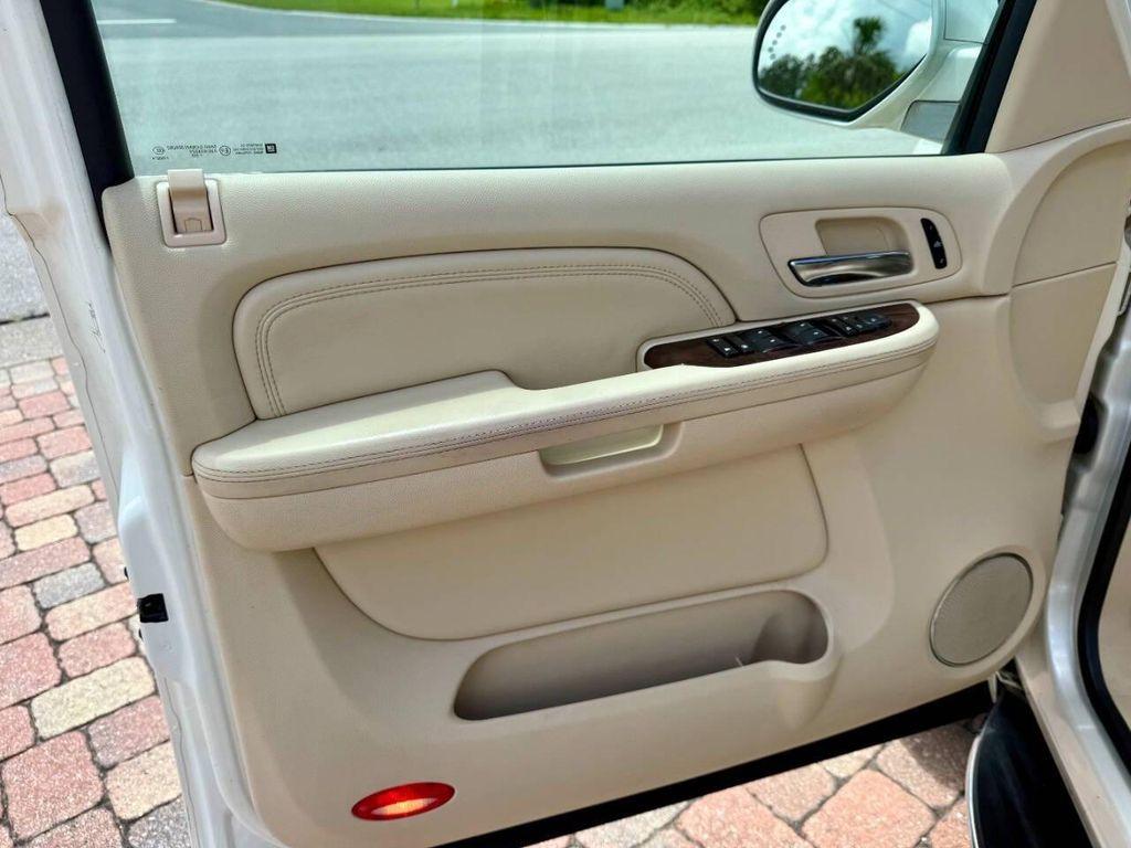 used 2008 Cadillac Escalade car, priced at $8,995