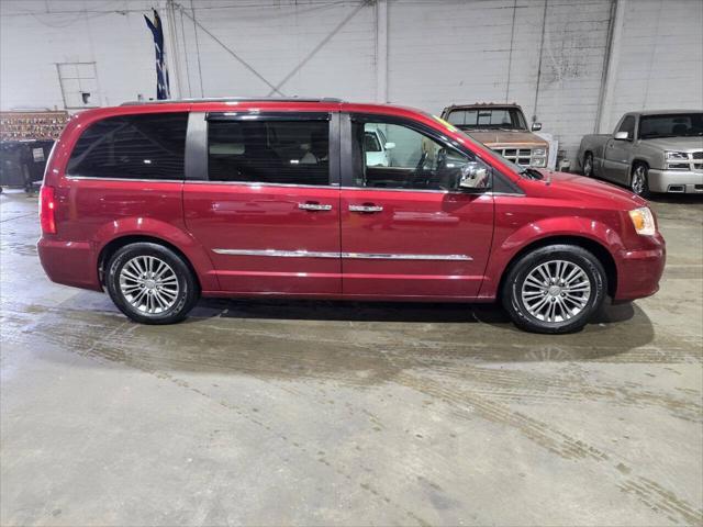 used 2014 Chrysler Town & Country car, priced at $8,500