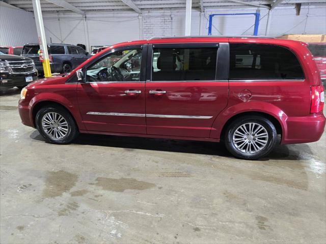 used 2014 Chrysler Town & Country car, priced at $8,500