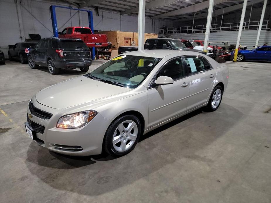 used 2009 Chevrolet Malibu car, priced at $8,900